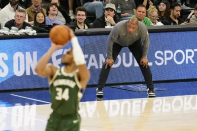 Giannis Antetokounmpo, Doc Rivers Don’t See Eye to Eye When it Comes to Main Problem They Had in 100-112 Loss to Cavs